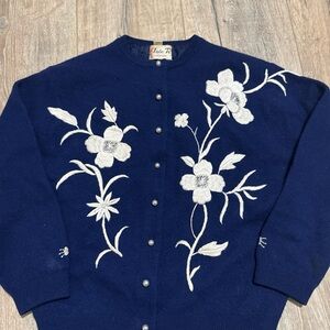 VTG Blue Floral Embroidered Sweater